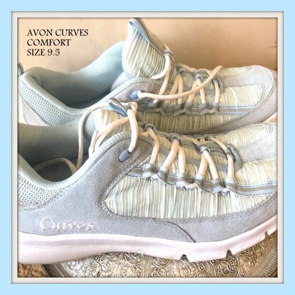 Curves women’s athletic shoe Blue and white Avon